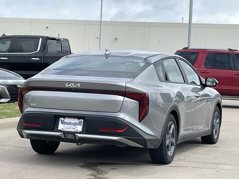 Used 2025 Kia K4 FWD image 4