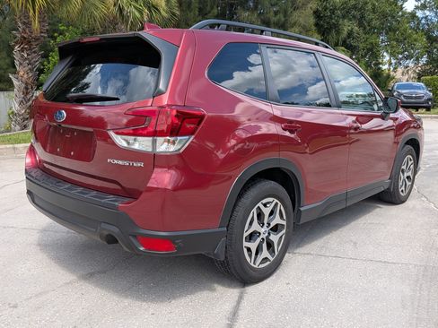 Used 2023 Subaru Forester Premium AWD/4WD image 4