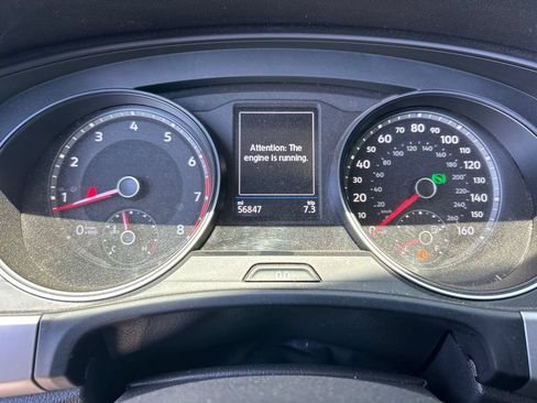 Used 2021 Volkswagen Atlas SE w/ Panoramic Sunroof Package FWD image 8