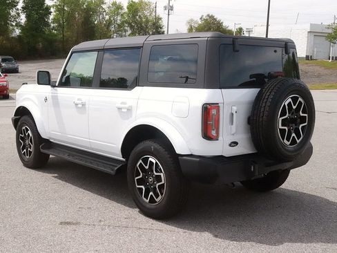 Used 2025 Ford Bronco Outer Banks AWD/4WD image 5