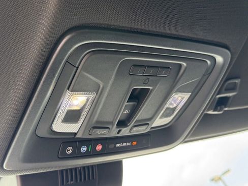 Used 2022 GMC Sierra 1500 AT4 w/ AT4 Premium Package image 27