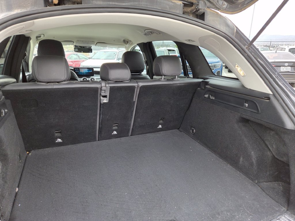 Used 2022 Mercedes-Benz GLC 300 image 22