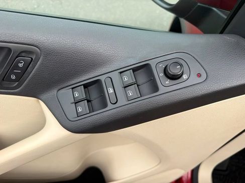 Used 2016 Volkswagen Tiguan S AWD/4WD image 15