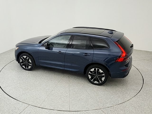 New 2026 Volvo XC60 B5 Plus w/ Climate Package AWD/4WD image 32