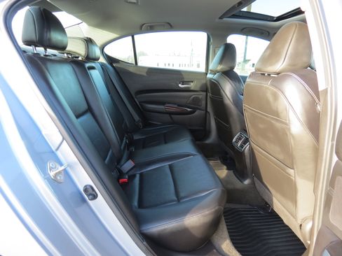 Used 2016 Acura TLX w/ Technology Package image 32