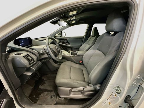 Used 2023 Subaru Solterra AWD image 13