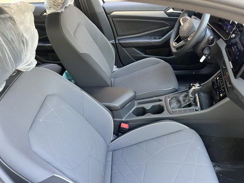 New 2026 Volkswagen Jetta Sport FWD image 5