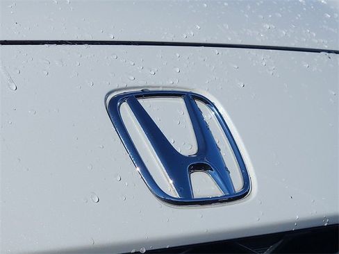 Used 2023 Honda HR-V LX image 30