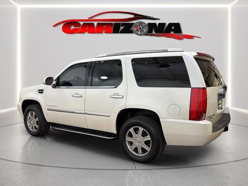 Used 2007 Cadillac Escalade AWD w/ Climate Package image 7