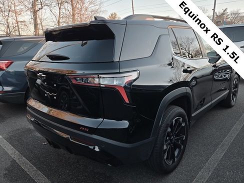 Used 2025 Chevrolet Equinox RS image 9