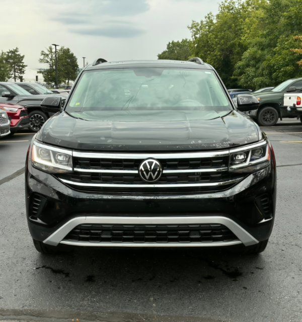 Used 2023 Volkswagen Atlas SE w/ Panoramic Sunroof Package AWD/4WD image 2