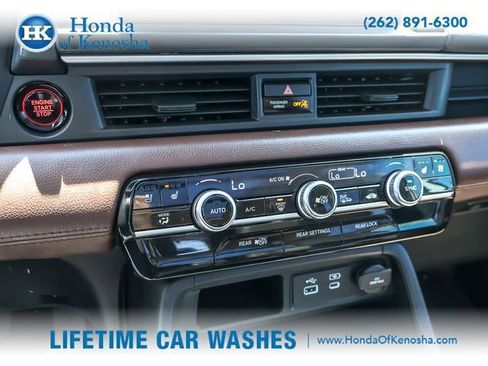 Certified 2025 Honda Pilot Elite image 21