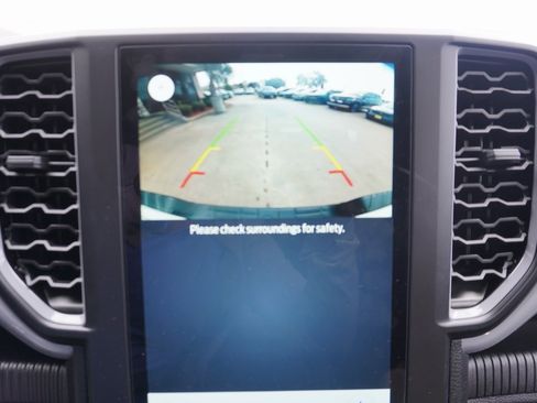 Used 2024 Ford Ranger XL image 9