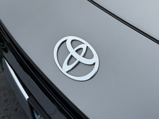Certified 2023 Toyota Crown AWD/4WD image 24