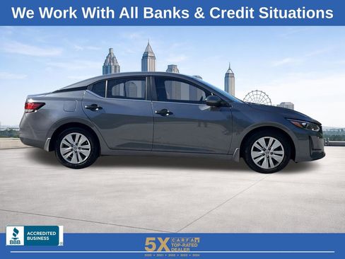 Used 2025 Nissan Sentra S image 22