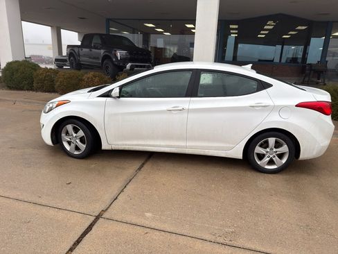Used 2013 Hyundai Elantra GLS w/ Preferred Pkg image 9