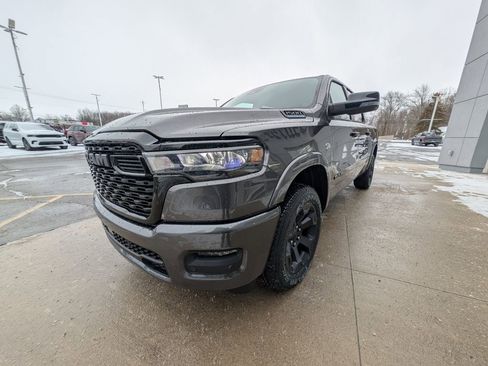 New 2026 RAM 1500 4x4 Crew Cab image 8