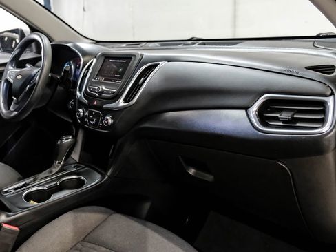 Used 2020 Chevrolet Equinox LT AWD/4WD image 14