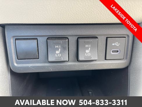 Used 2023 Toyota Corolla Cross XLE w/ Convenience Package AWD/4WD image 33