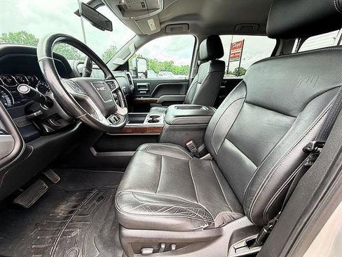 Used 2018 GMC Sierra 1500 SLT w/ SLT Premium Package RWD image 18