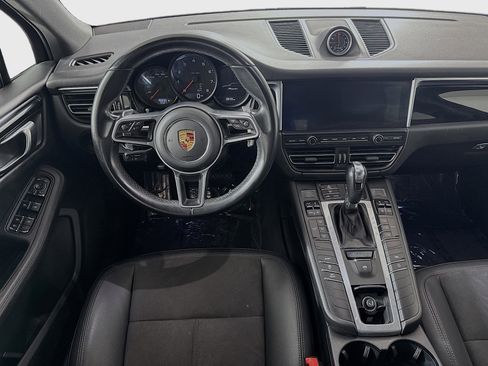 Used 2021 Porsche Macan image 15