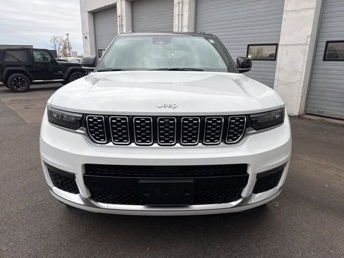 New 2025 Jeep Grand Cherokee L Summit AWD/4WD image 3