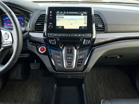 Used 2023 Honda Odyssey Elite image 48
