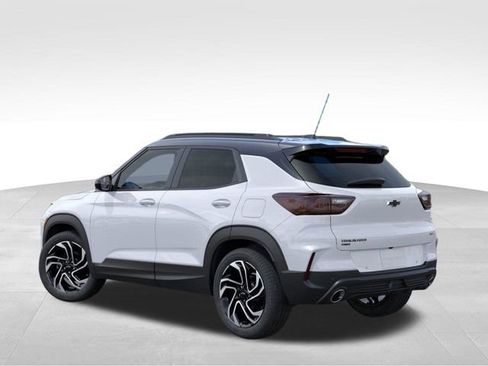 New 2026 Chevrolet TrailBlazer RS w/ Convenience Package AWD/4WD image 3