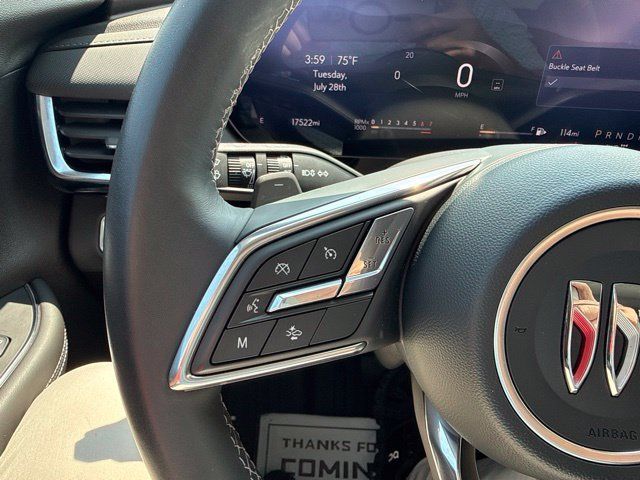 Used 2025 Buick Envision Preferred AWD/4WD image 18