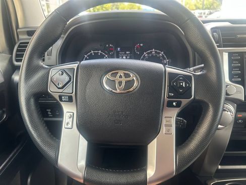 Certified 2024 Toyota 4Runner SR5 AWD/4WD image 15