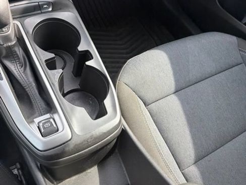 Used 2024 Chevrolet Trax LS FWD image 4