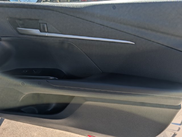 Used 2026 Toyota Camry LE FWD image 31