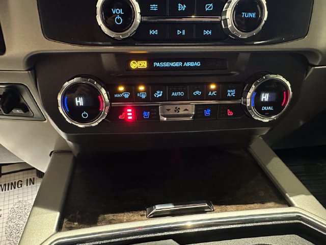 Used 2022 Ford F350 Lariat w/ Chrome Package AWD/4WD image 12