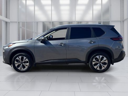 Certified 2023 Nissan Rogue SV w/ SV Premium B Package FWD image 3