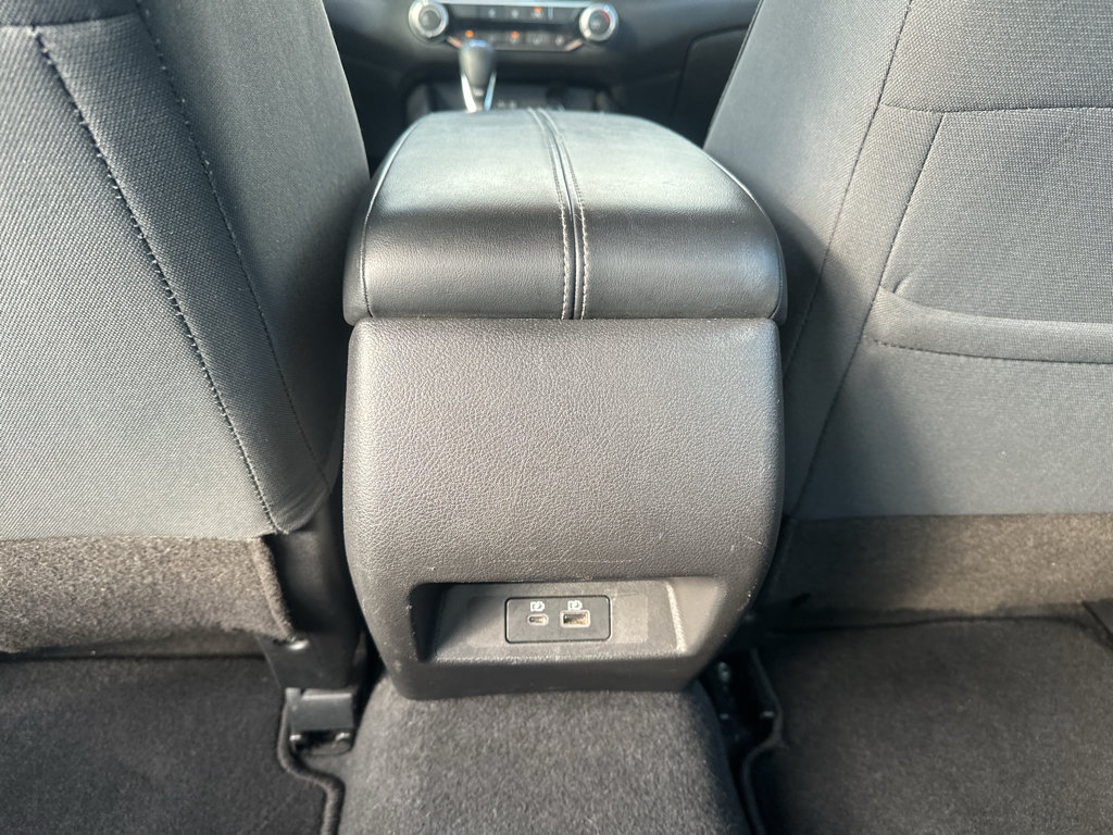 Used 2024 Nissan Altima 2.5 SV FWD image 23