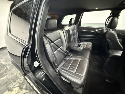 Used 2017 Jeep Grand Cherokee Limited image 21