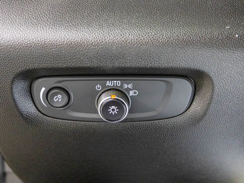 Used 2019 Chevrolet Traverse LS image 20