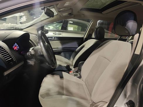 Used 2012 Nissan Sentra 2.0 SR w/ Special Edition Pkg image 9