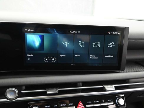 New 2026 Hyundai Tucson Blue SE image 17