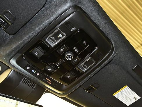 New 2026 Chevrolet Tahoe High Country image 25