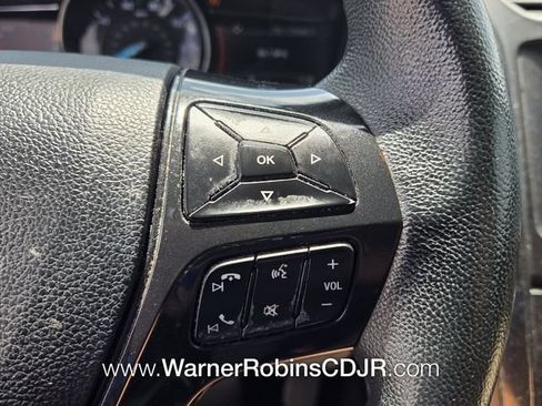 Used 2018 Ford Explorer XLT w/ Equipment Group 202A FWD image 26
