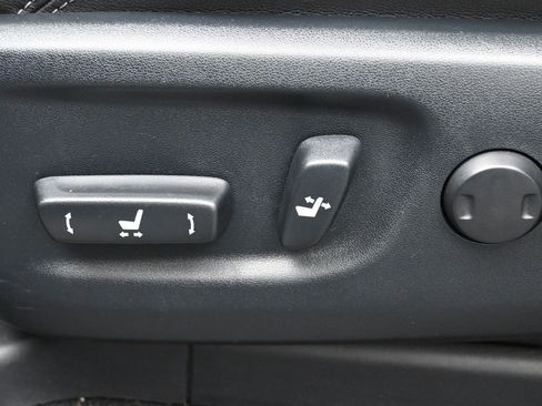 Certified 2022 Toyota 4Runner SR5 Premium image 10