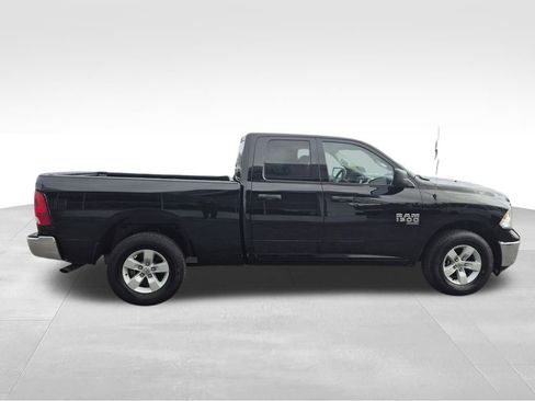 Used 2024 RAM 1500 Classic SLT AWD/4WD image 10