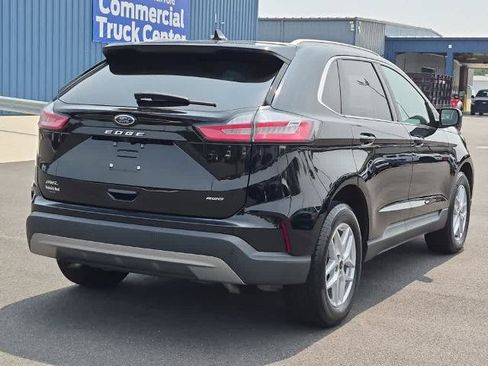 Certified 2024 Ford Edge SEL w/ Convenience Package AWD/4WD image 3