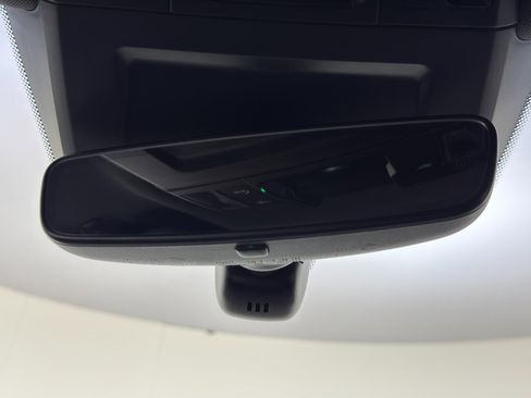 Used 2024 Porsche 911 Carrera S w/ Sport Package image 38