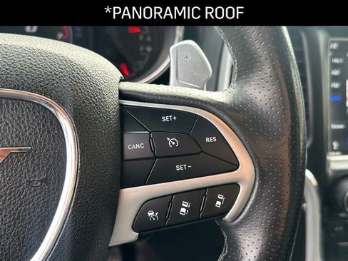 Used 2018 Jeep Grand Cherokee SRT image 7