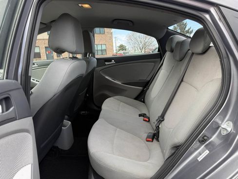 Used 2014 Hyundai Accent GLS image 11