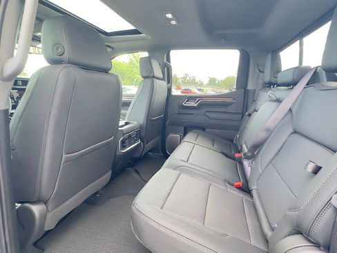 New 2026 GMC Sierra 1500 Denali AWD/4WD image 9