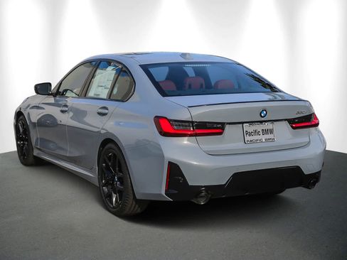 New 2026 BMW 330i Sedan w/ M Sport Package image 4