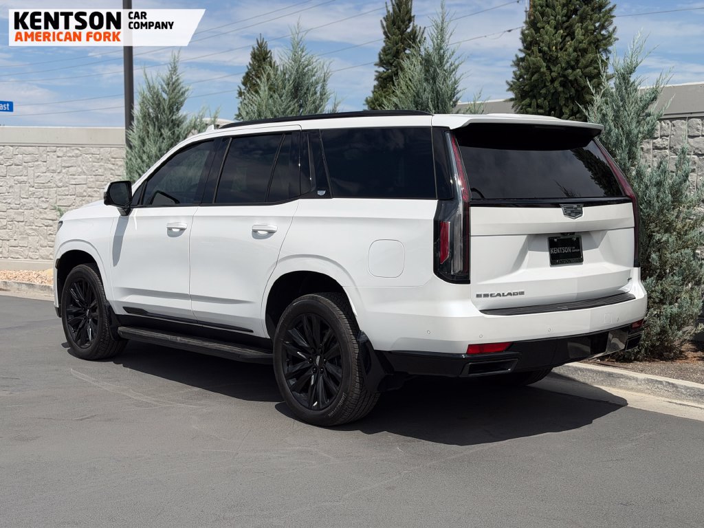 Used 2024 Cadillac Escalade Sport w/ LPO, Floor Liner Package AWD/4WD image 5